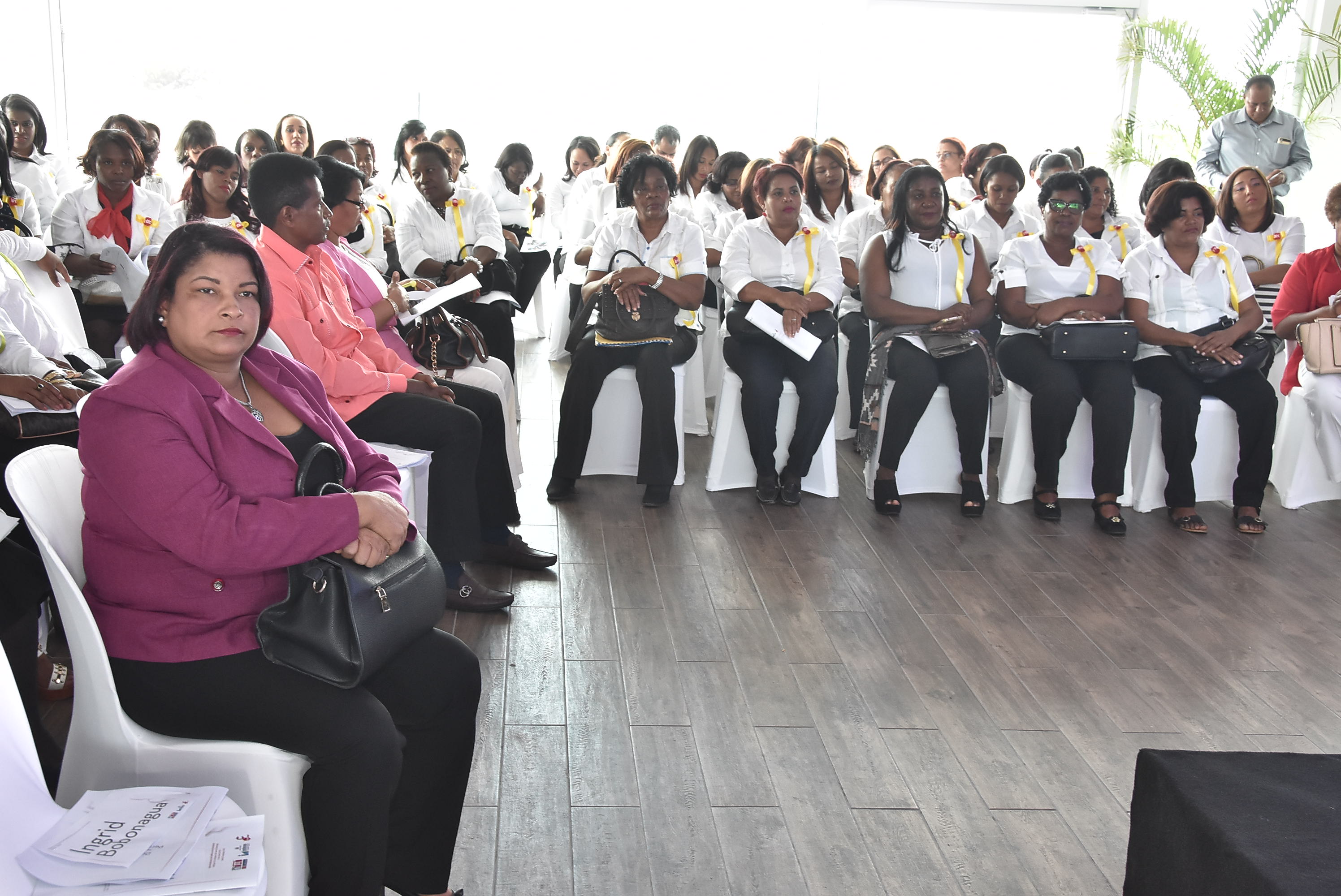 Inafocam, INTEC y DGEA concluyen diplomado para docentes de Prepara. (2)