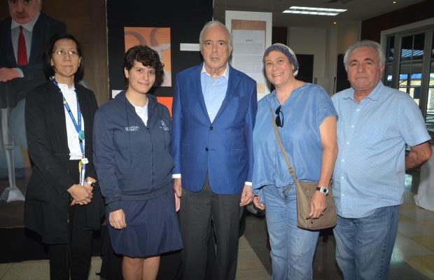 Estudiantes del Programa IB de Saint George School presentan Exposición de Artes Visuales