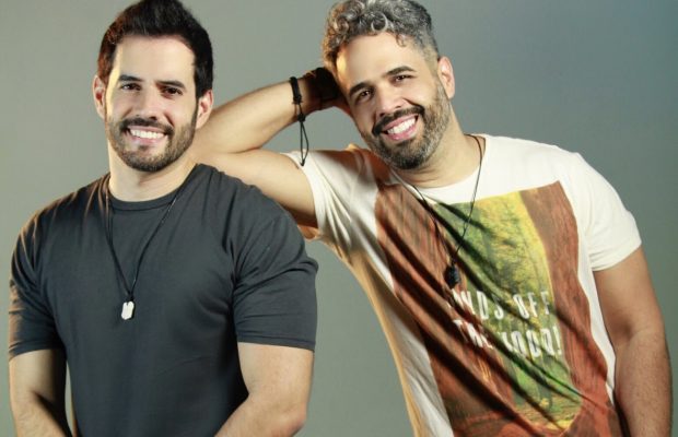 Daniel Santacruz y Manny Cruz  ganan Latin Billboard