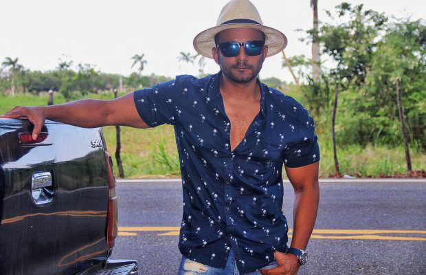 Alex Santiago celebra 5 años en reportajes Matinal Telemicro