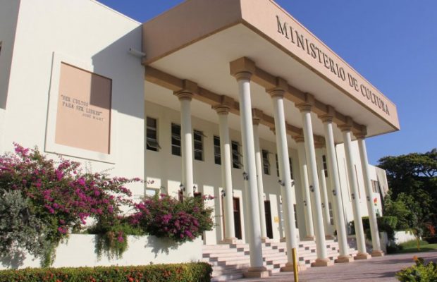 El Ministerio de Cultura informa que contratistas de la FILSD 2018 cobrarán la próxima semana