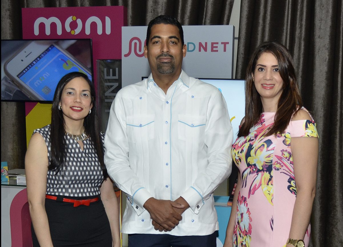 Gretchen Lora, Andrey Carella y Susy Matos