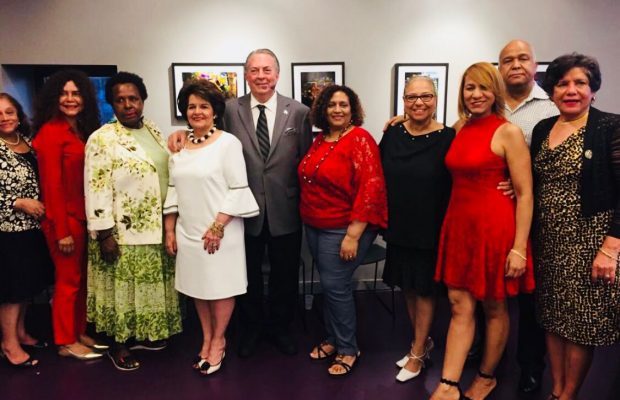 ​Comunidad dominicana en NY agasaja al ministro de Cultura, Eduardo Selman
