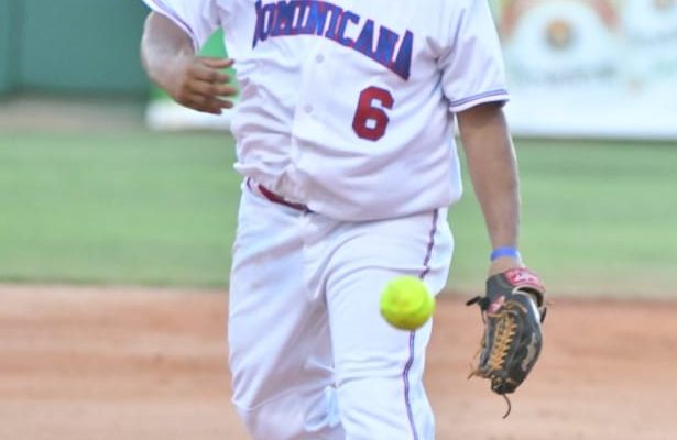 RD vence a cuba y obtiene 6to triunfo en línea en softball sudamericano