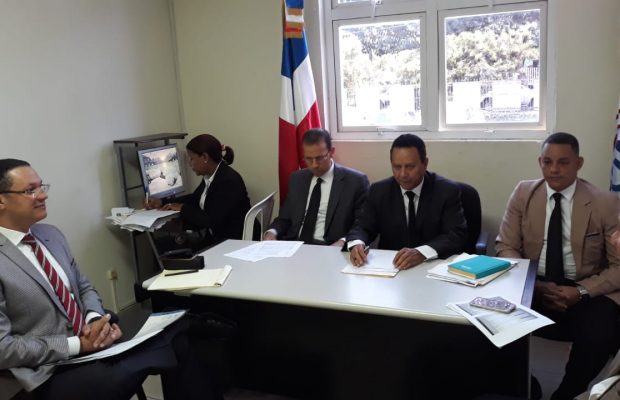 Centro de conciliación pospone audiencia por impasse canción interpreta Sergio Vargas