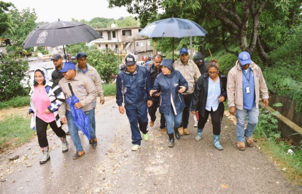 Plan Social auxilia zonas anegadas por las lluvias en el Distrito Nacional y Haina