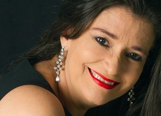 Las Alegres Reverendas se adueñan del bar Juan Lockward