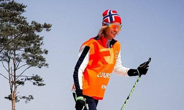 Excampeona olímpica de esquí de fondo muere en accidente