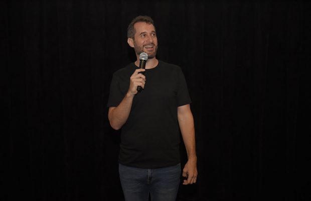 Carlos Sánchez presenta especial “Criando Carajitos”