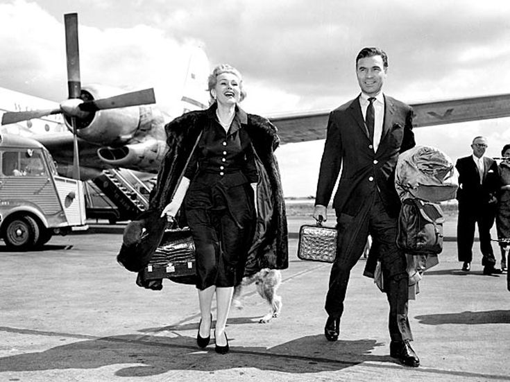 Con Zsa Zsa Gaboer en Paris Aeropuerto de Orly en Francia