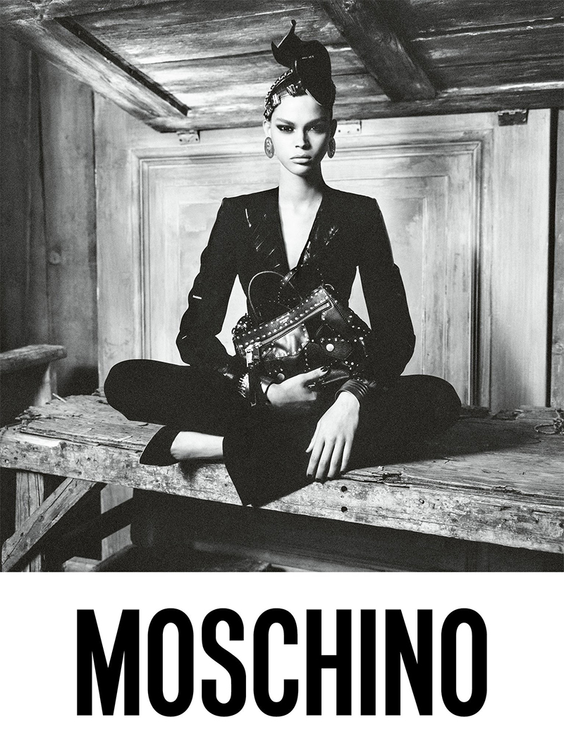HIANDRA MARTINEZ-Moschino-Campaign