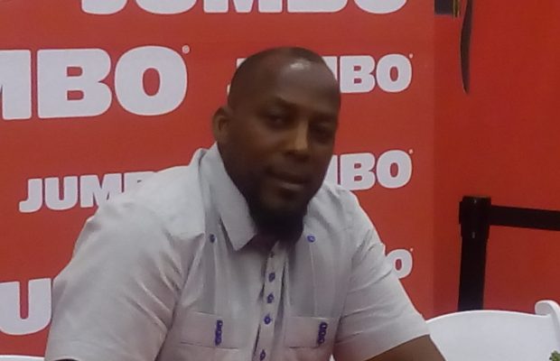 Vladimir Guerrero en Jumbo San Isidro