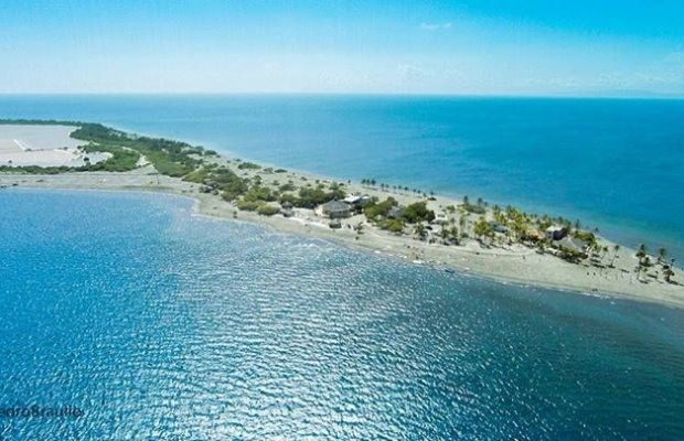 Salinas en la Punta del Pincel