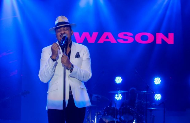 Watson Brazoban, poesía y emociones cargadas de romanticismo