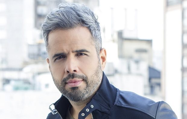 Daniel Santacruz celebra nomimación a los Latin Grammy