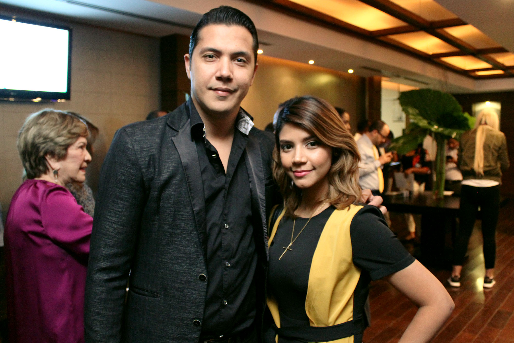 Joel Anico, Yahoska Gil