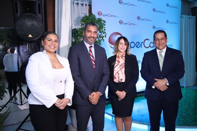 Pamela Gomez, Cristian Carvajal, Livia Cepeda y Luis Castellanos.