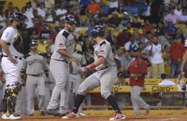 Leones blanquean a las Águilas