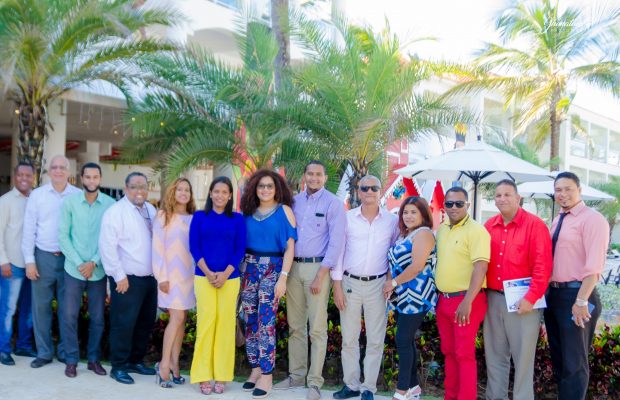 Viva Wyndham Resorts agasaja a periodistas de la zona Norte