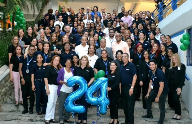 Universidad para adultos UAPA celebra su aniversario 24