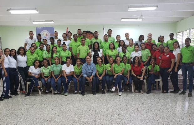Mejorar la calidad de vida de los sordos es una necesidad de hoy