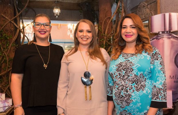 MÍA,  la nueva fragancia  femenina de ésika