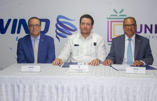 Wind Telecom firma acuerdo con UNICARIBE