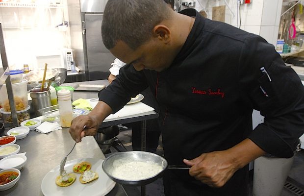 Yersson Sánchez: el chef de los aromas y sabores ancestrales