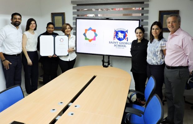 Saint George School, primer colegio en RD en obtener la certificación FoodCheck de Cristal International Standards