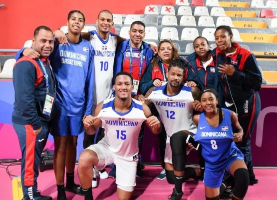 Equipos de baloncesto 3X3 obtienen sendas medallas de bronce