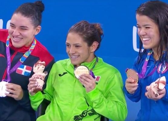 Alejandra Aybar conquista medalla de plata en natación ParaPanamericanos