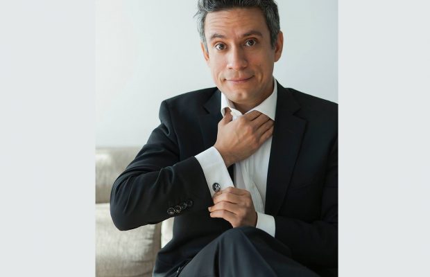 El actor Luis Del Valle, en “El país de las ultimas cosas”