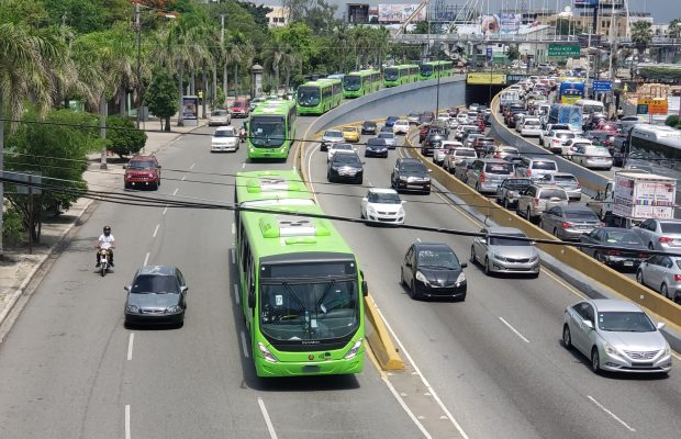Nuevos autobuses reforzarán Corredor 27 de Febrero