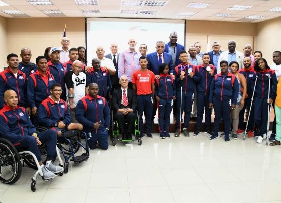 Medallistas Paralímpicos recibirán incentivos y entrarán al PARNI
