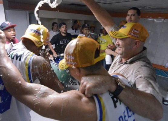 Adris De León guía  Metros de Santiago a la final de la LNB