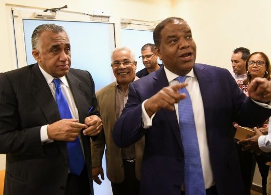 Ministerio de Deportes se compromete a mejorar condiciones de Federaciones