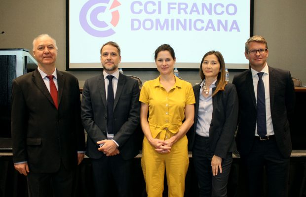Exitoso coloquio sobre cumplimiento en las empresas