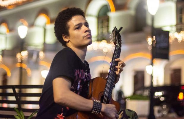Camilo Rijo Fulcar en homenaje a Bullumba Landestoy