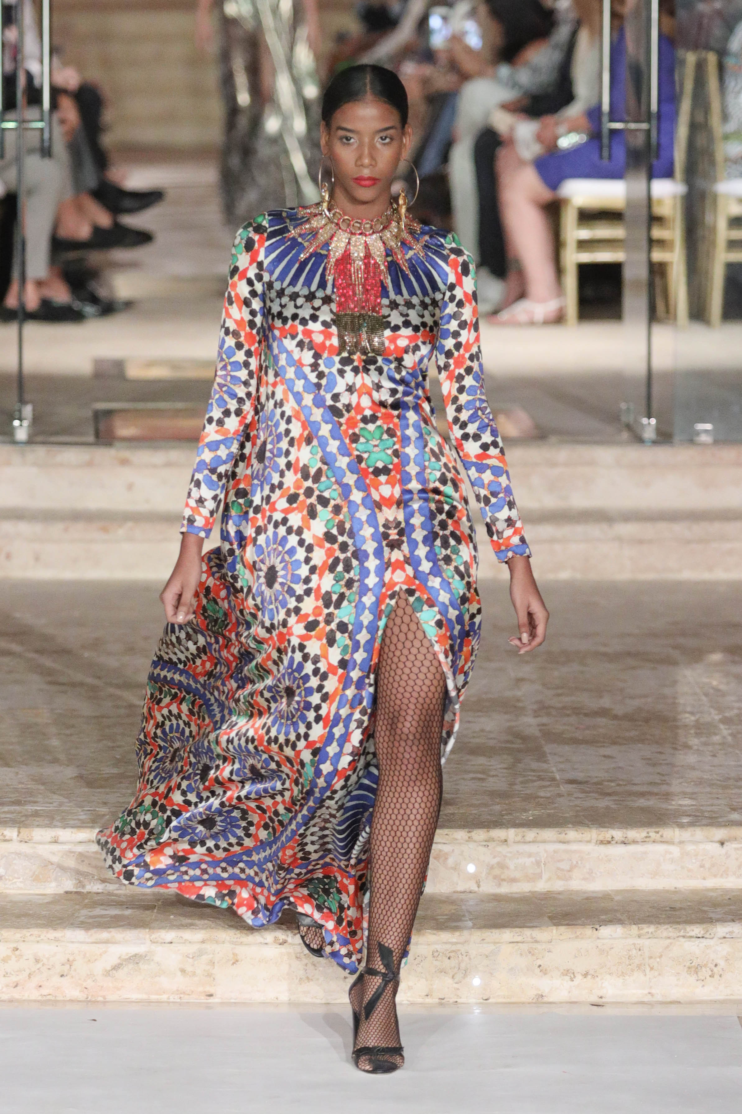 Naeem_Khan_DM2019_Freddy_Cruz-12