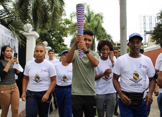 Inicia el recorrido de la antorcha de los IX Juegos Deportivos Nacionales Escolares