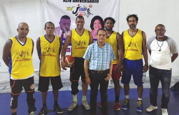 Anuncian gran final baloncesto  Juegos Los Mina 2019