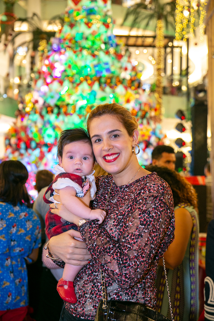 3. Natalia Torres y su hijo Javier de la Vega