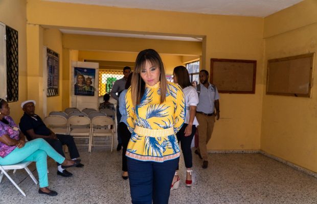 Font-Frías realiza  recorrido por Centros de Atención Primaria