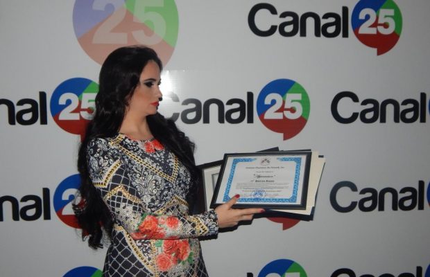 Patricia Ruano es reconocida por el Instituto Duartiano de Newark