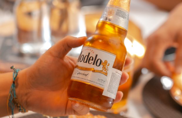 Cerveza Modelo celebra cierre de la parodia MasterChef Celebrity