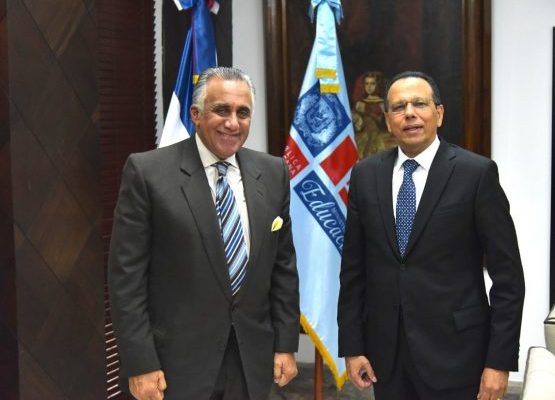 MINERD y COD firman acuerdos a favor del deporte escolar