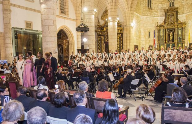 Tradicional concierto navideño de la Catedral  contará con la participación del tenor Juan Cuevas