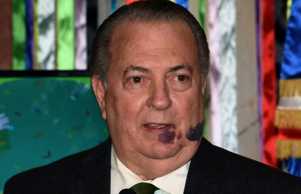 Ministro de Cultura felicita a los periodistas