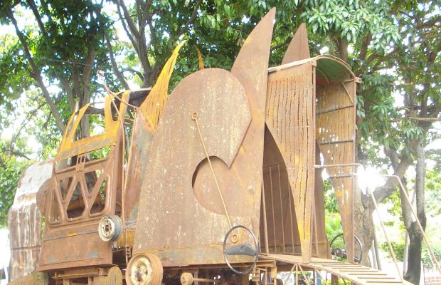 El Maquinotrón de Soucy Pellerano en Plaza de la Cultura