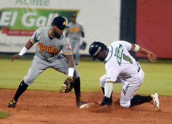 Águilas clasifican a la semifinal; mientras Toros y Gigantes triunfan
